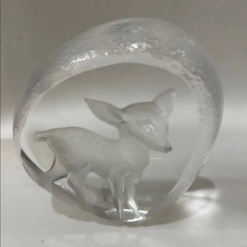 Mats Jonasson Clear Glass Art Deer Heavy Paperweight Sculpture Signed Sticker
